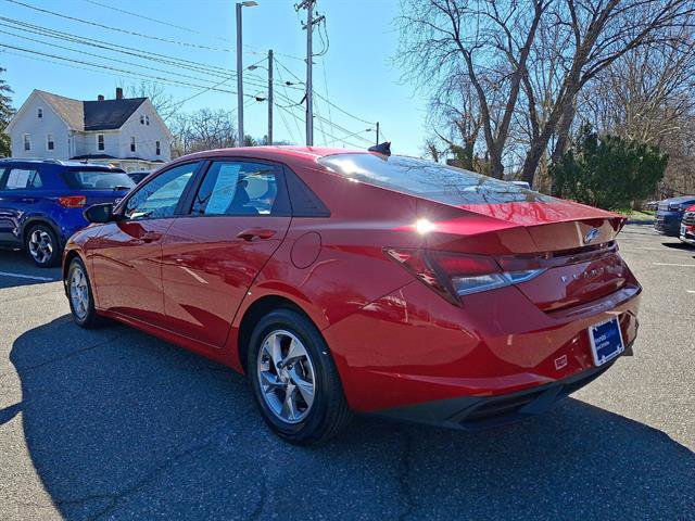 Certified 2023 Hyundai Elantra SE FWD image 21