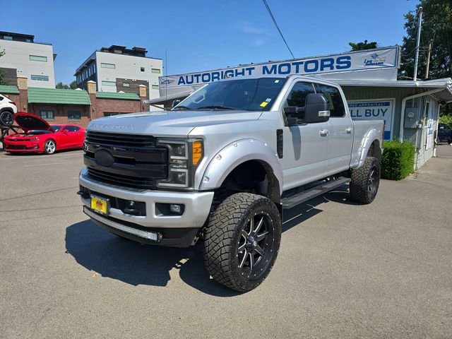 Used 2019 Ford F250 Lariat image 1