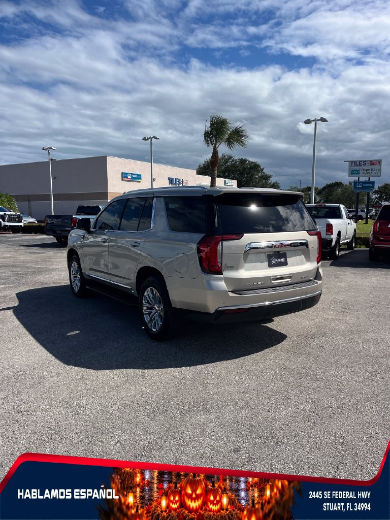 Used 2022 GMC Yukon SLT w/ SLT Premium Package RWD image 4