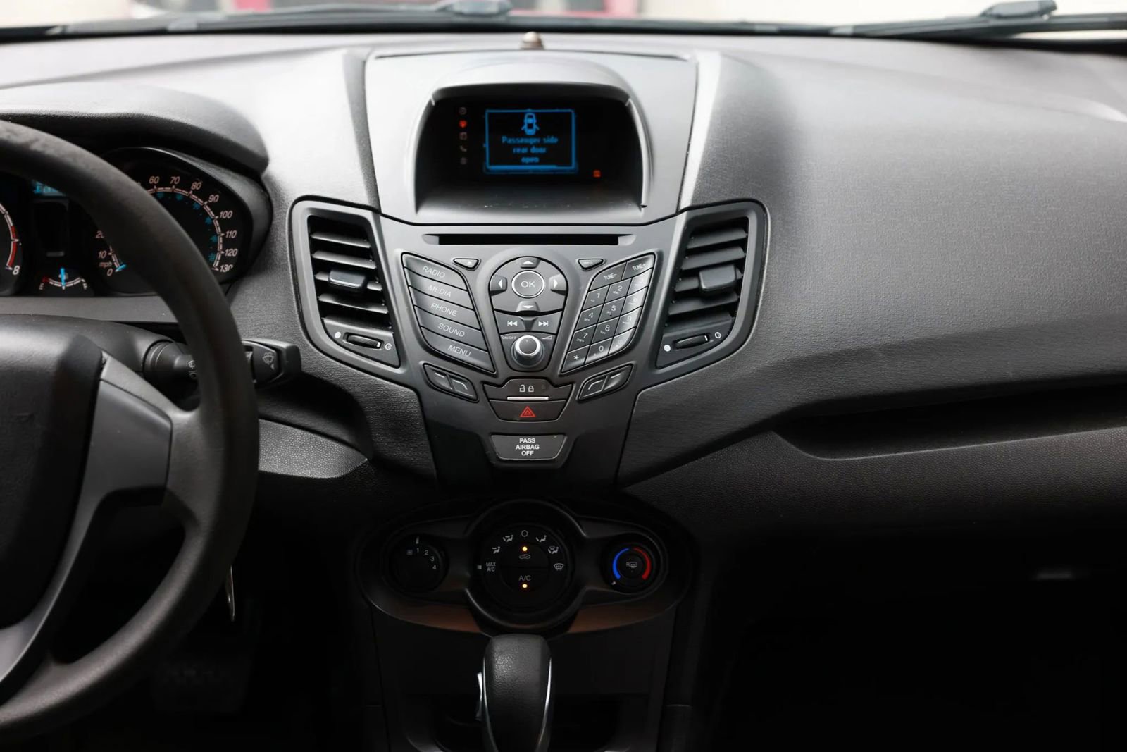 Used 2017 Ford Fiesta S FWD image 33