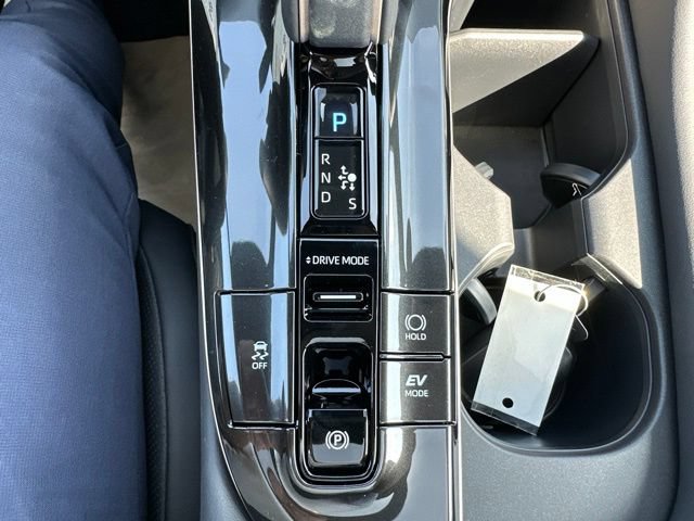 New 2026 Toyota Crown Signia AWD/4WD image 19