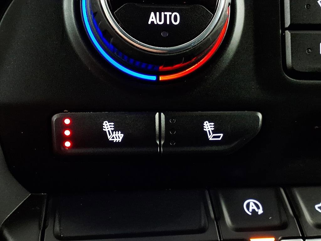 Used 2020 Chevrolet Silverado 1500 LT w/ Texas Edition image 15