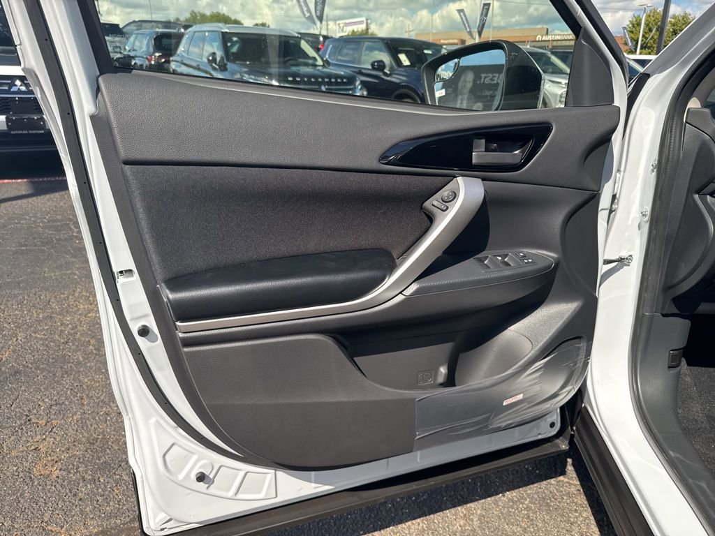 New 2026 Mitsubishi Eclipse Cross ES image 11