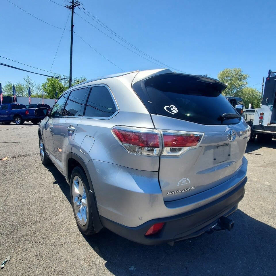 Used 2015 Toyota Highlander Limited AWD/4WD image 3
