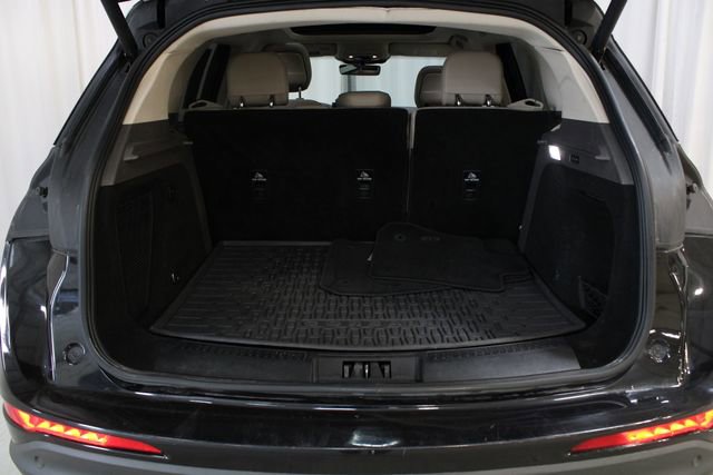 Used 2020 Lincoln Corsair Reserve w/ Equipment Group 201A image 32