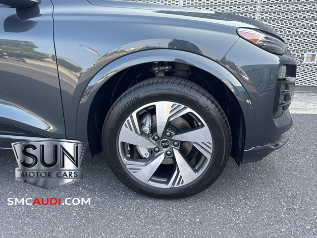 New 2025 Audi Q6 e-tron Premium Plus image 3