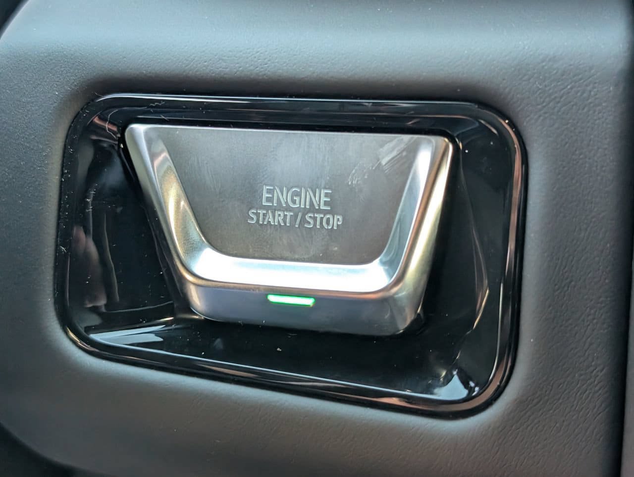 New 2026 GMC Yukon AT4 Ultimate AWD/4WD image 15