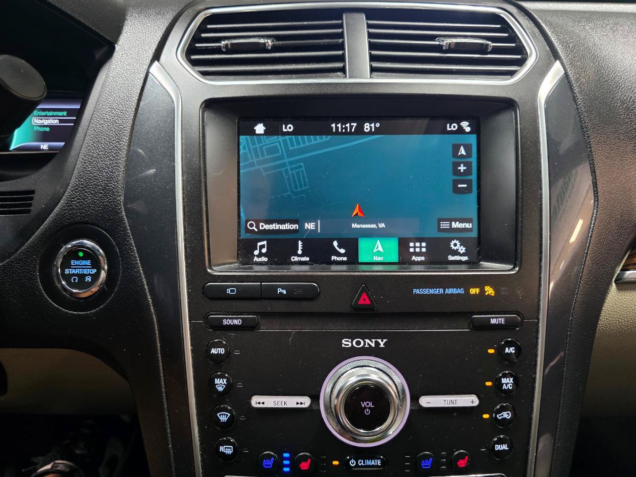 Used 2019 Ford Explorer Limited w/ Ford Safe & Smart Package AWD/4WD image 36