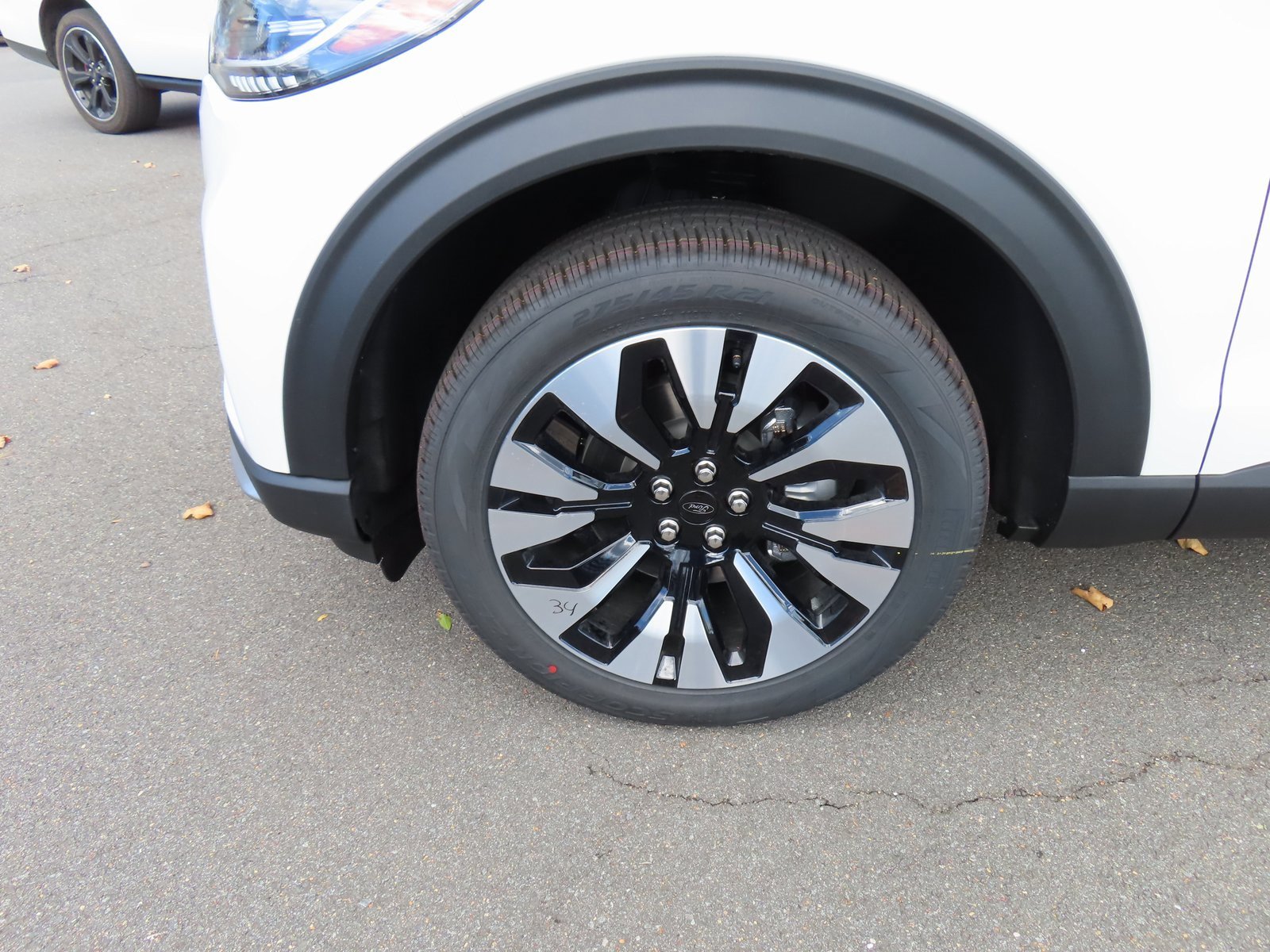 New 2026 Ford Explorer Platinum image 7