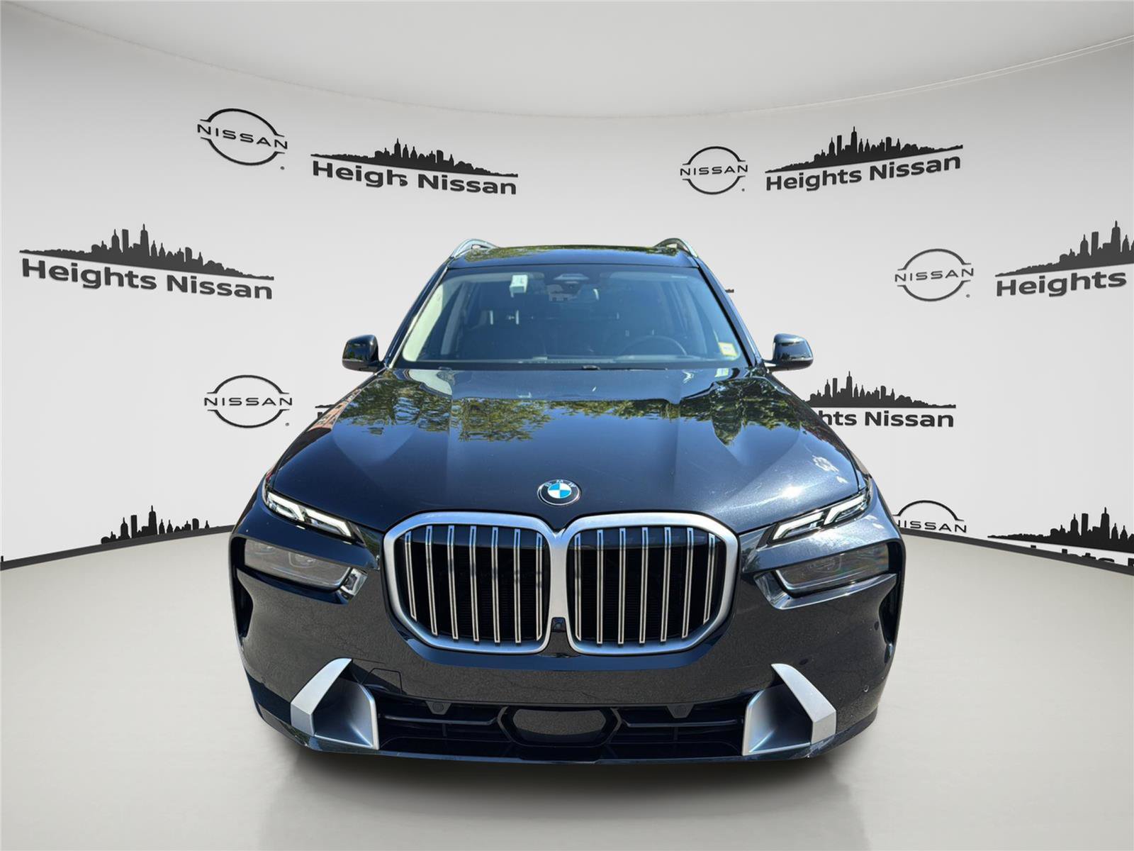 Used 2025 BMW X7 xDrive40i AWD/4WD image 12