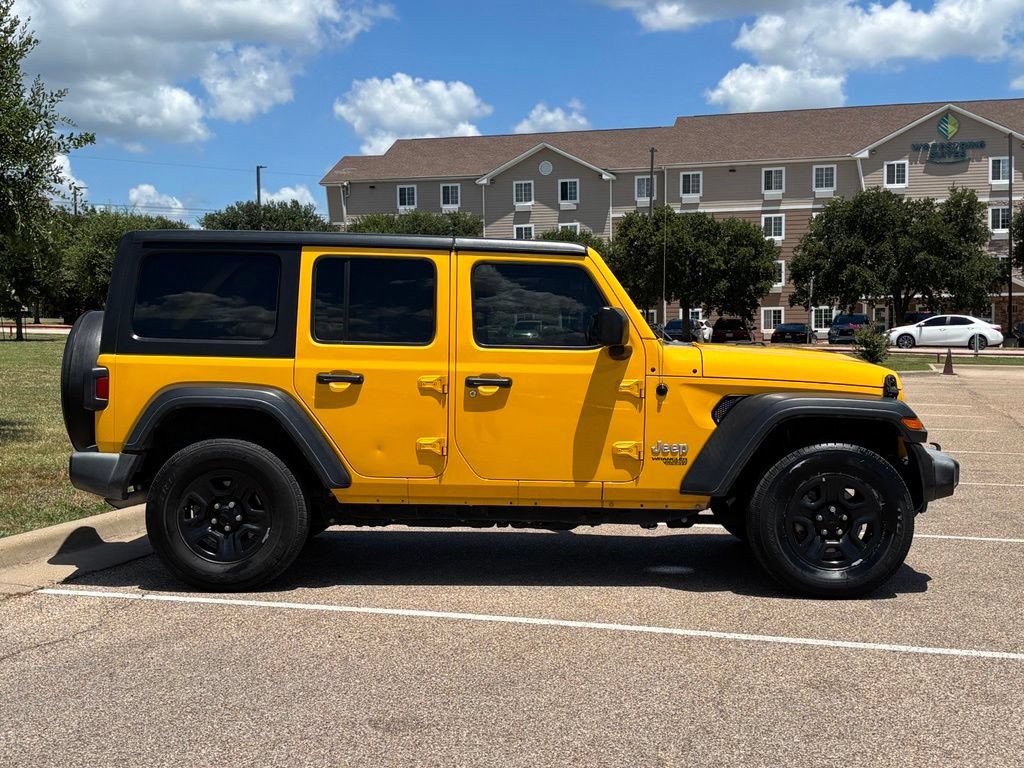 Used 2018 Jeep Wrangler Unlimited Sport AWD/4WD image 5
