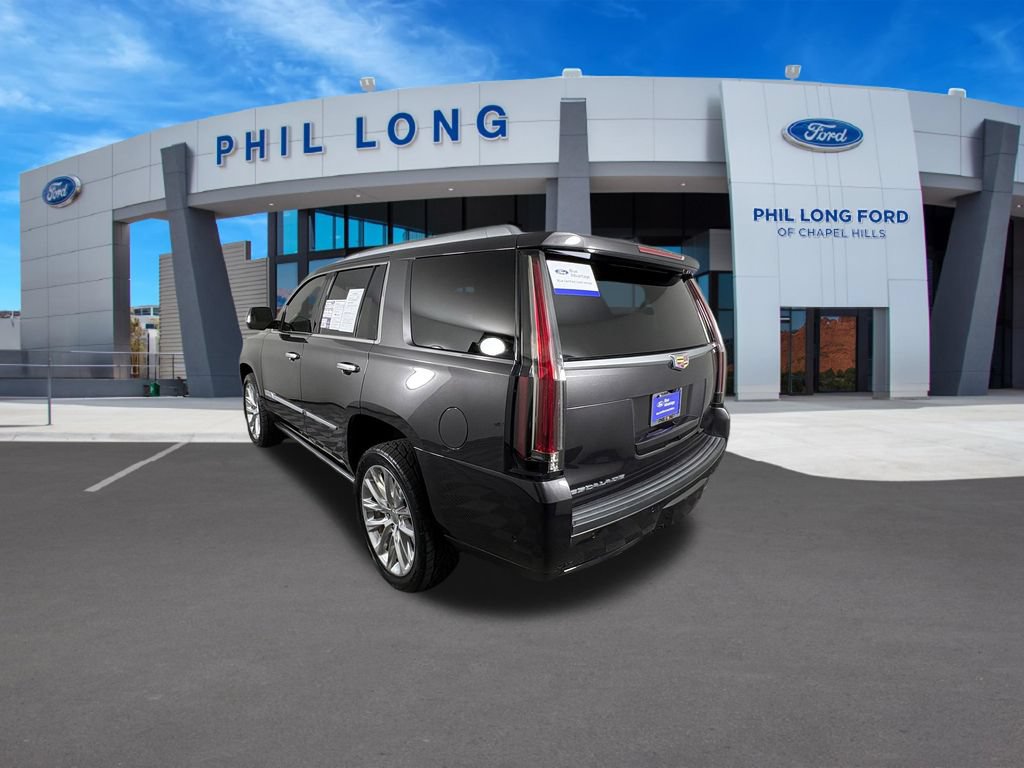 Used 2018 Cadillac Escalade Premium Luxury AWD/4WD image 3