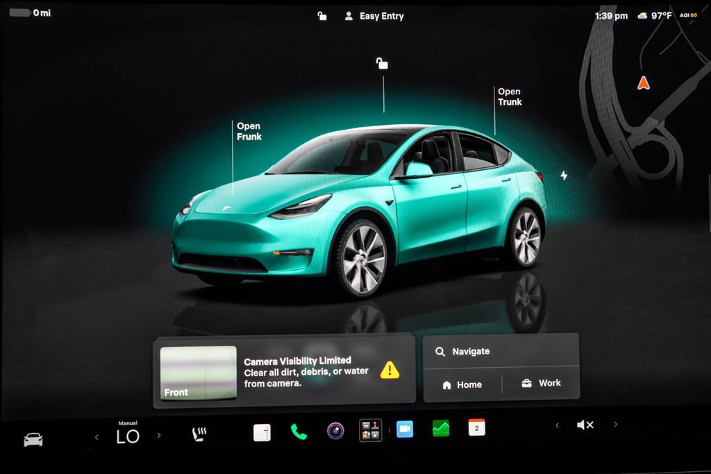 Used 2023 Tesla Model Y Long Range AWD/4WD image 22