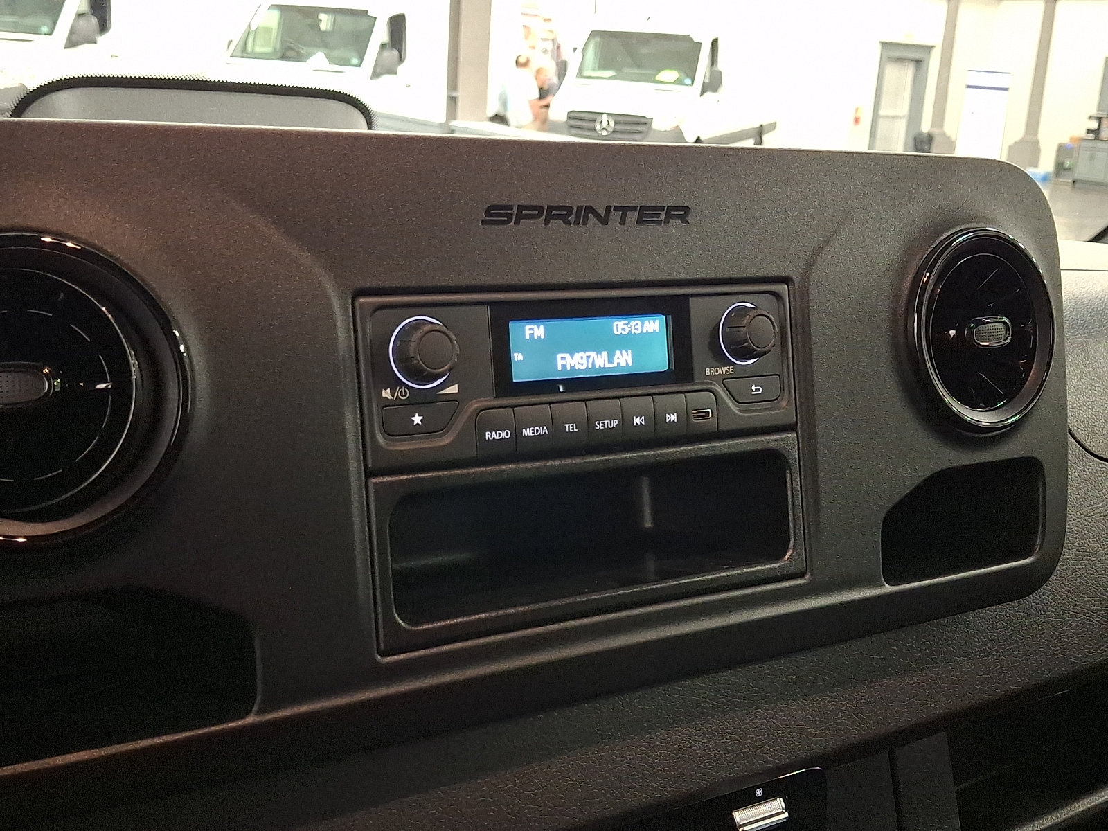 Used 2025 Mercedes-Benz Sprinter 2500 image 14