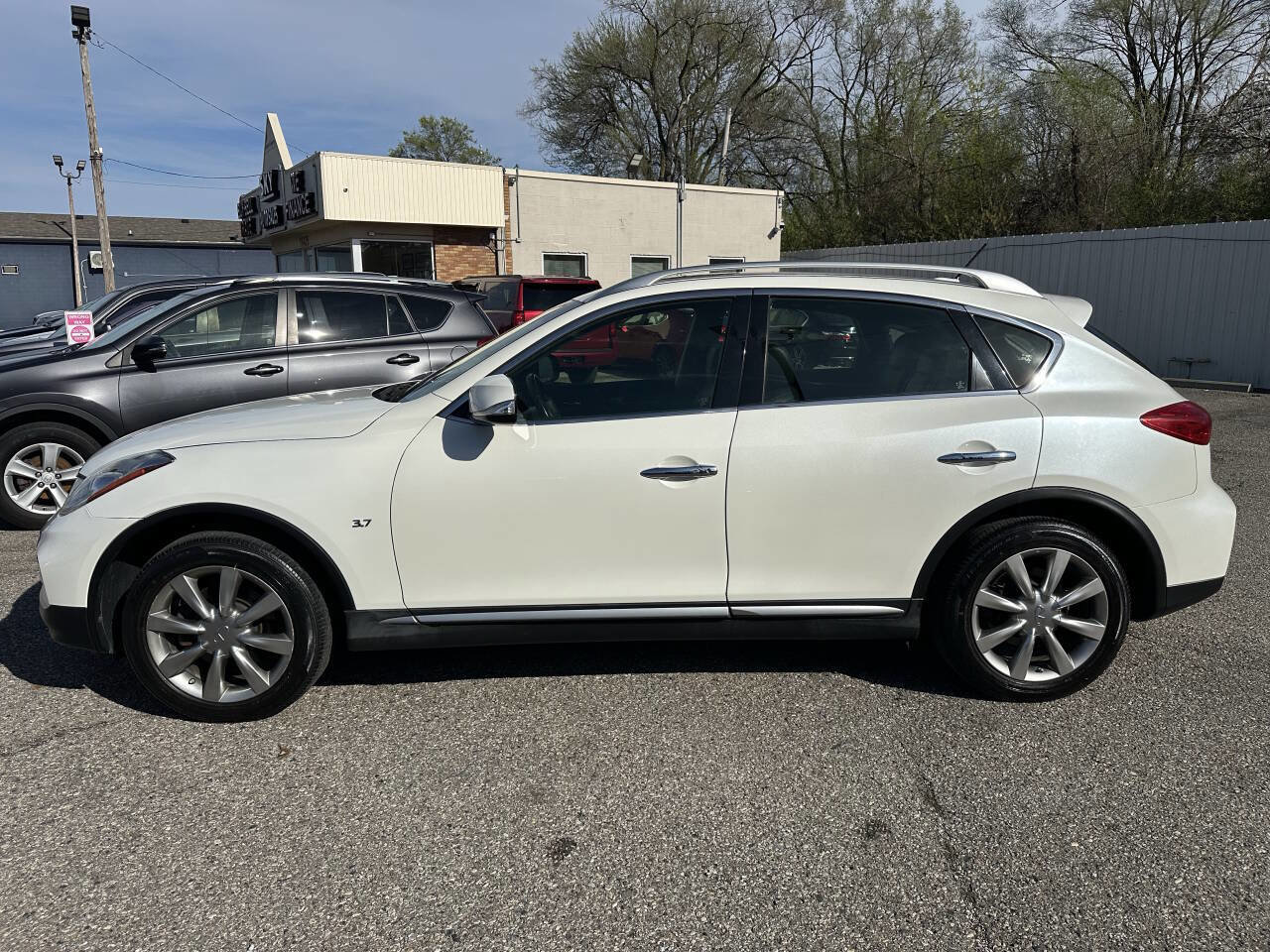 Used 2017 INFINITI QX50 Journey w/ Premium Package AWD/4WD image 4