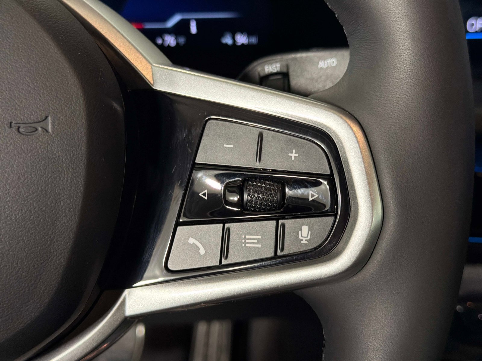 Used 2025 BMW i4 xDrive40i w/ M Sport Package image 48