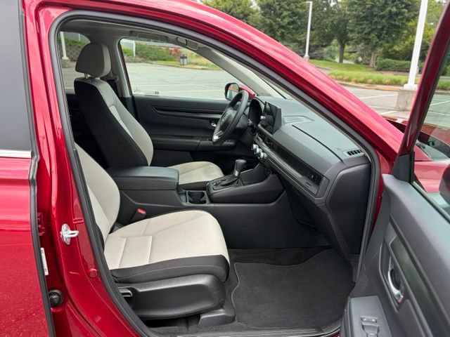 Certified 2026 Honda CR-V EX image 27