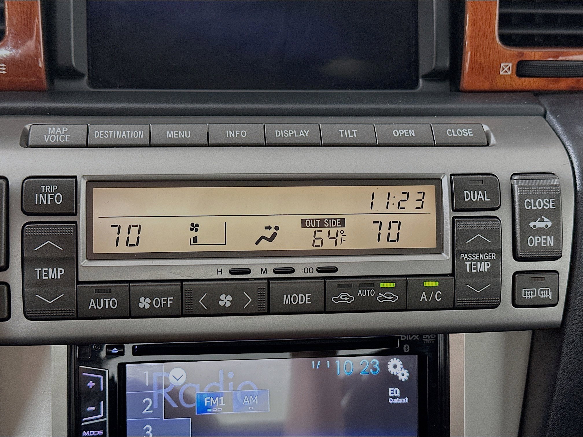 Used 2003 Lexus SC 430 Convertible image 14