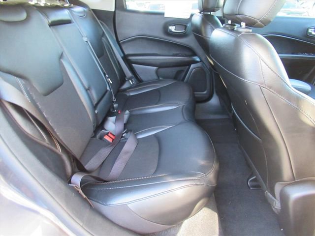 Used 2020 Jeep Compass Latitude image 32