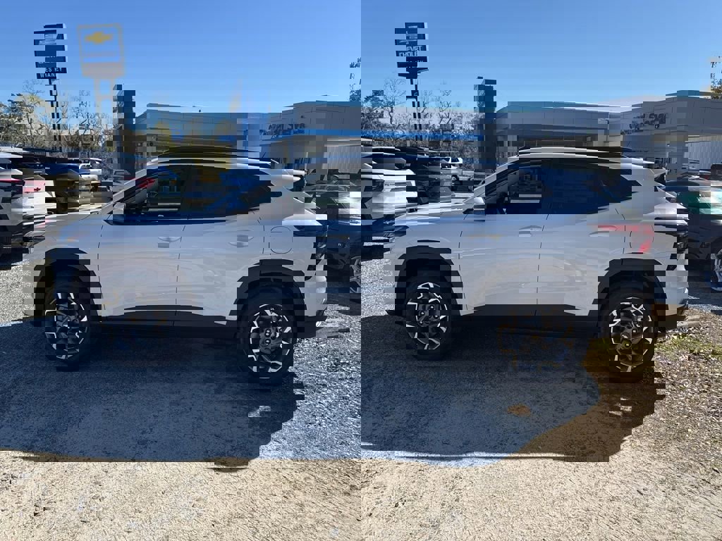 New 2026 Chevrolet Trax LT w/ Driver Confidence Package image 6