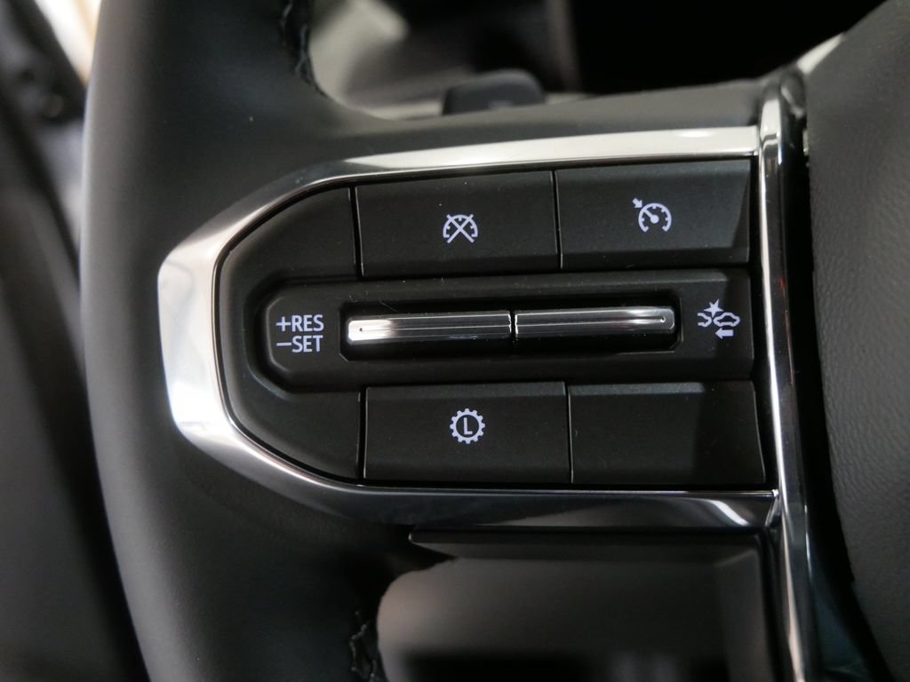 New 2026 GMC Acadia Elevation w/ Elevation Premium Package AWD/4WD image 16