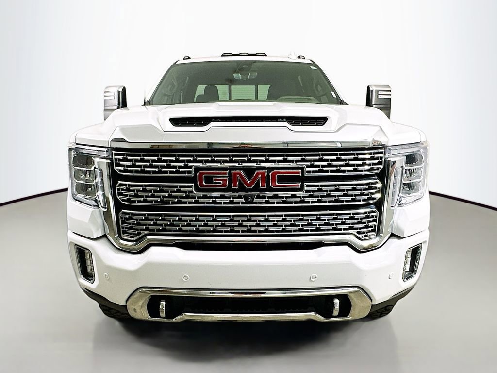 Used 2023 GMC Sierra 2500 Denali w/ Technology Package AWD/4WD image 2