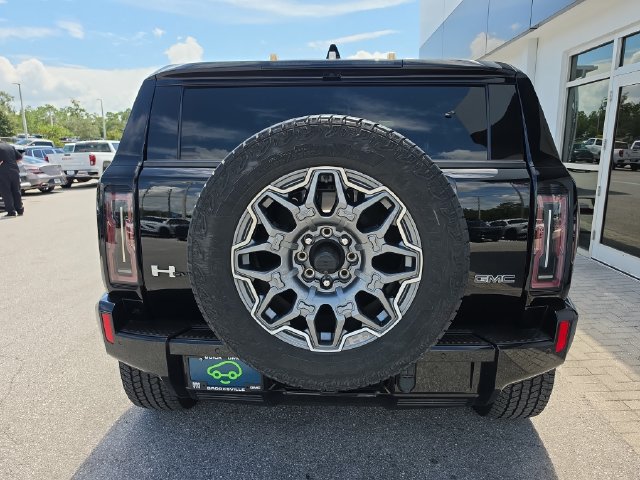 Certified 2025 GMC Hummer EV 3X AWD/4WD image 8