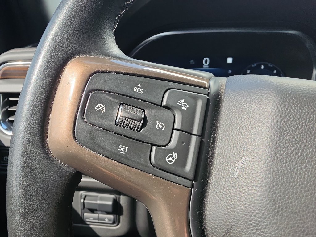 Used 2023 Chevrolet Suburban High Country w/ LPO, Illumination Package RWD image 23