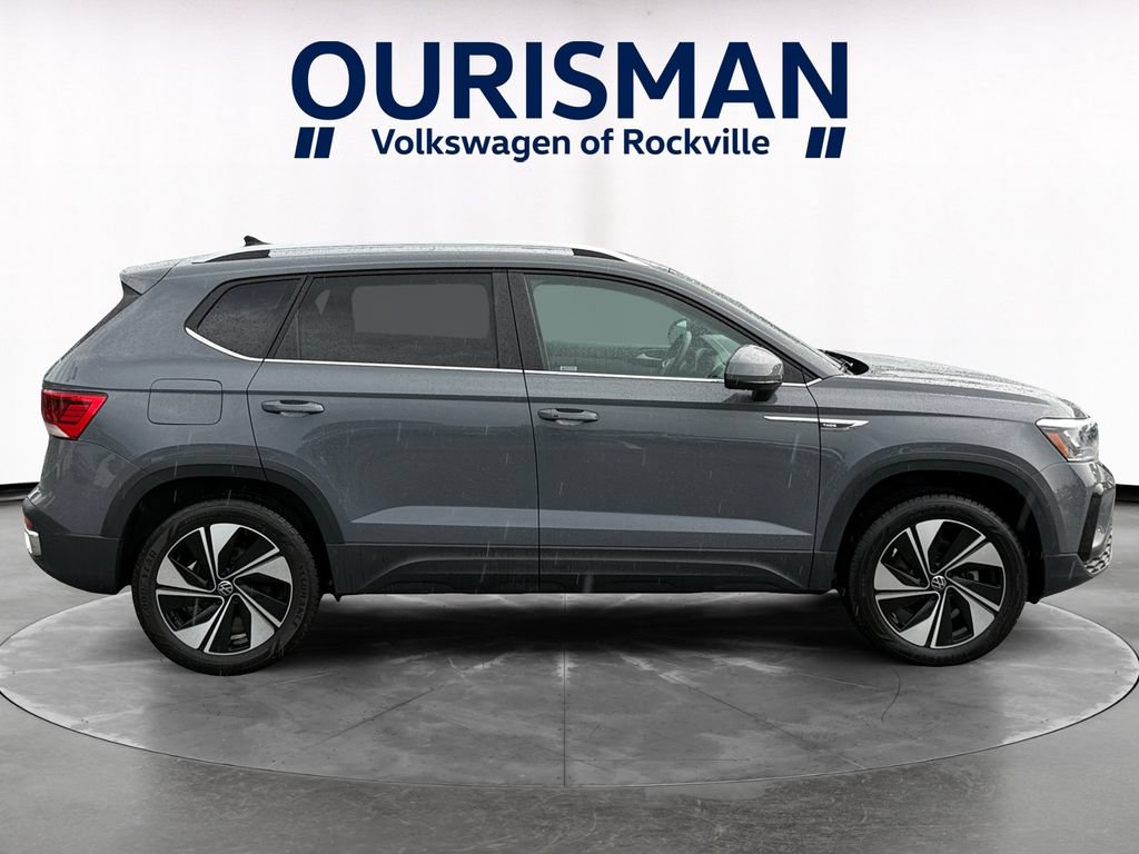 Used 2023 Volkswagen Taos SE AWD/4WD image 7