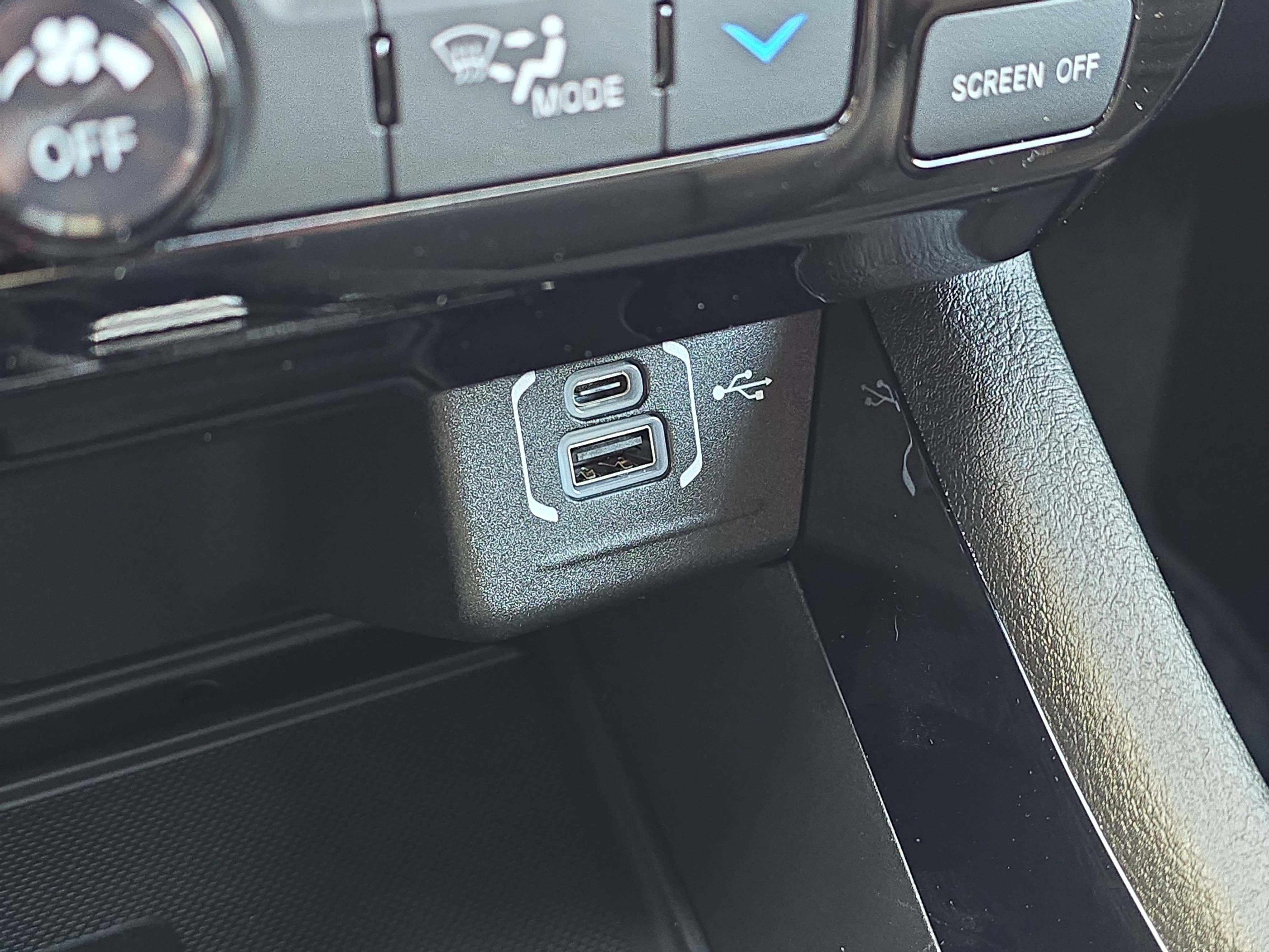 New 2026 Jeep Compass Latitude w/ Quick Order Package 29K image 17