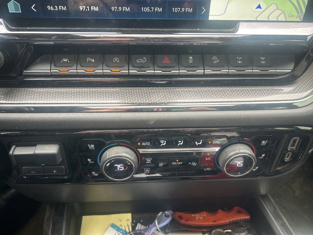 Used 2022 Chevrolet Silverado 1500 ZR2 w/ Technology Package image 8