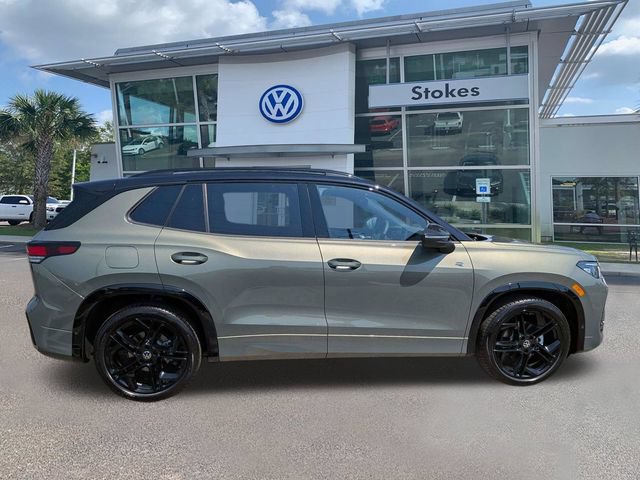 New 2026 Volkswagen Tiguan SE R-Line FWD image 3