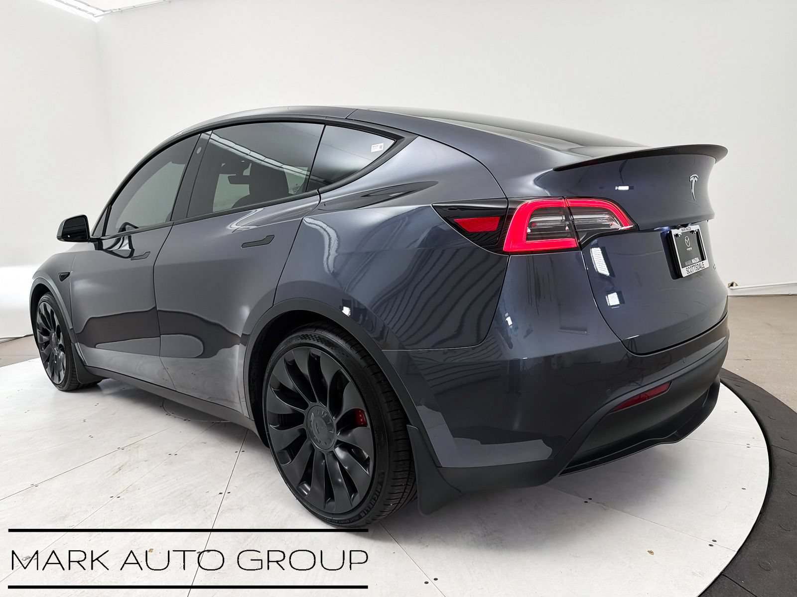 Used 2022 Tesla Model Y Performance AWD/4WD image 12