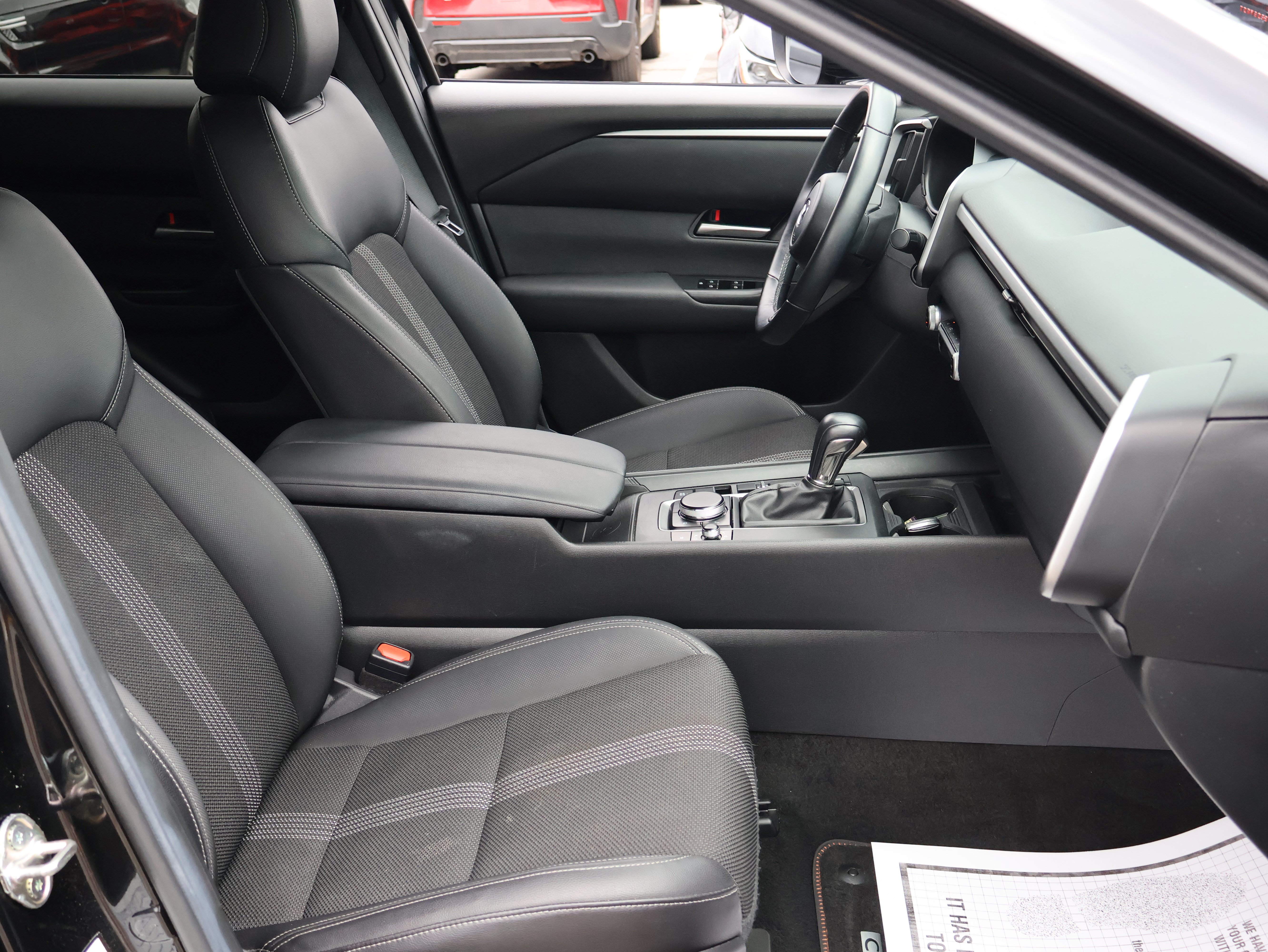 Used 2025 MAZDA CX-50 AWD 2.5 S w/ Preferred Package image 8