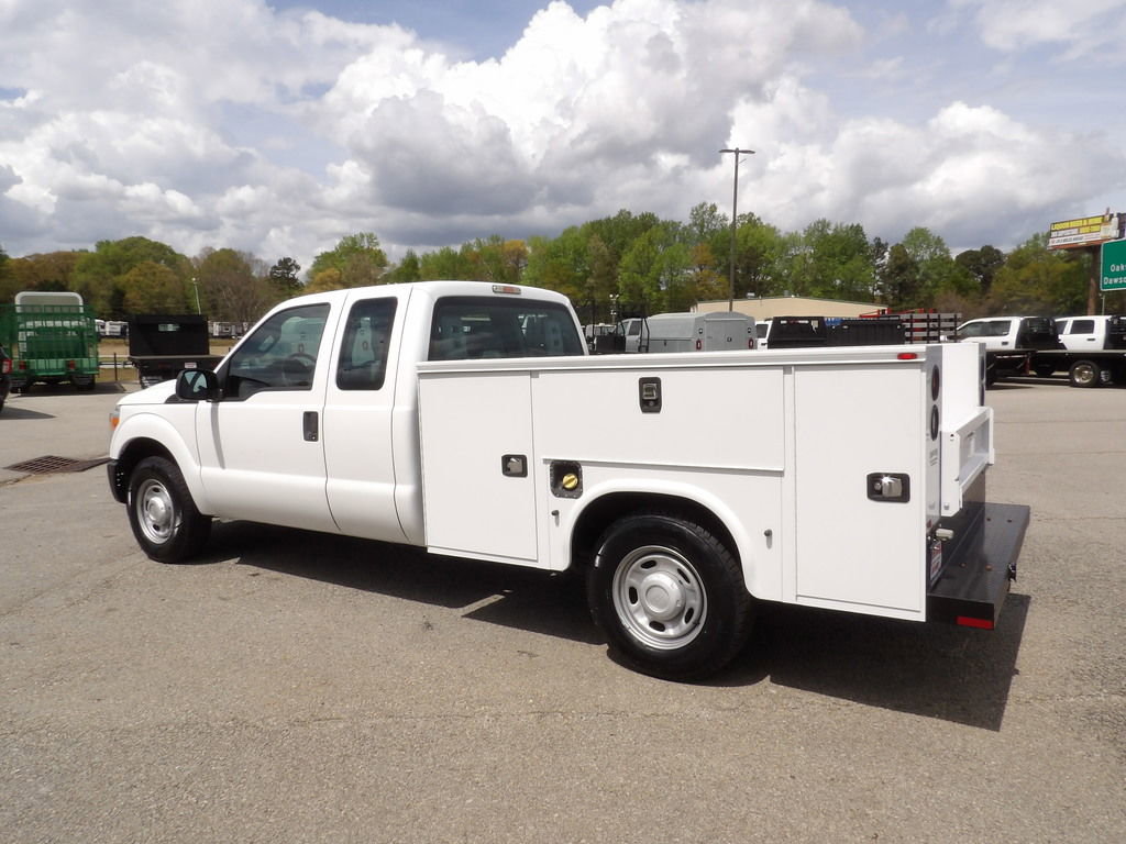 Used 2015 Ford F250 XL image 4