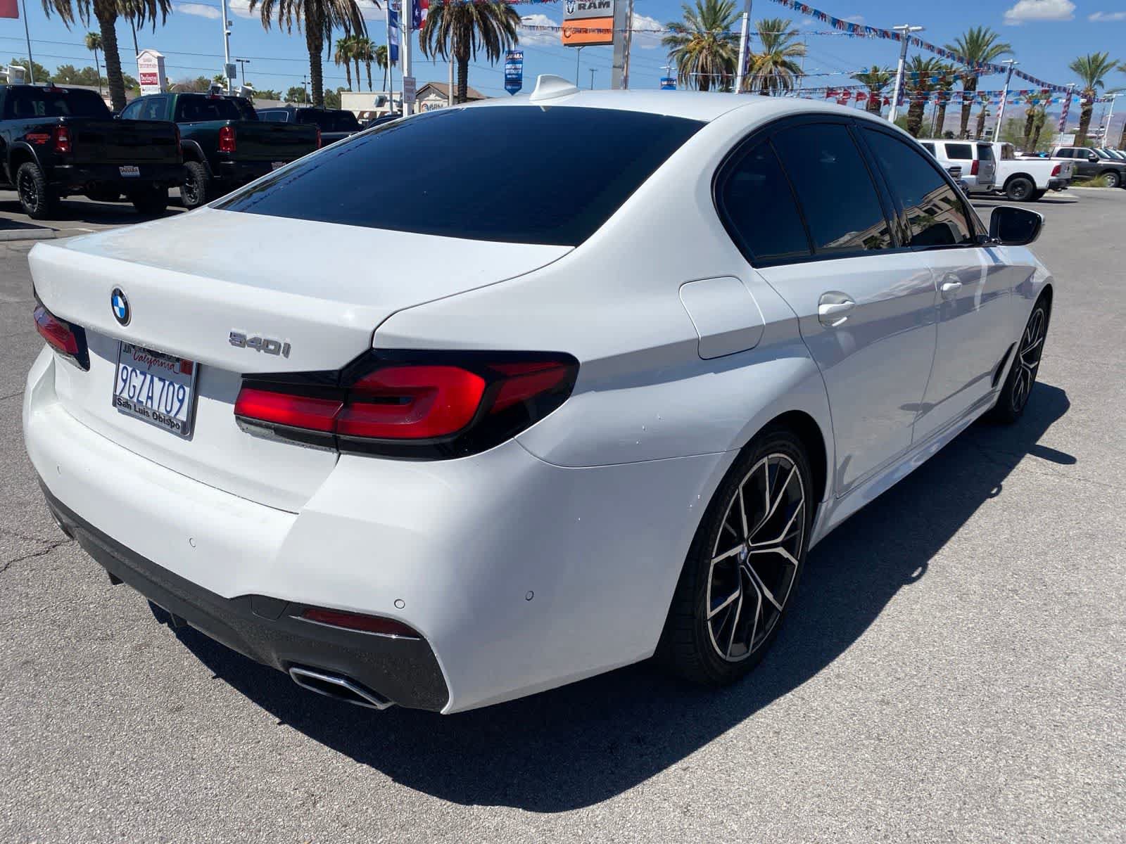 Used 2023 BMW 540i w/ M Sport Package RWD image 7