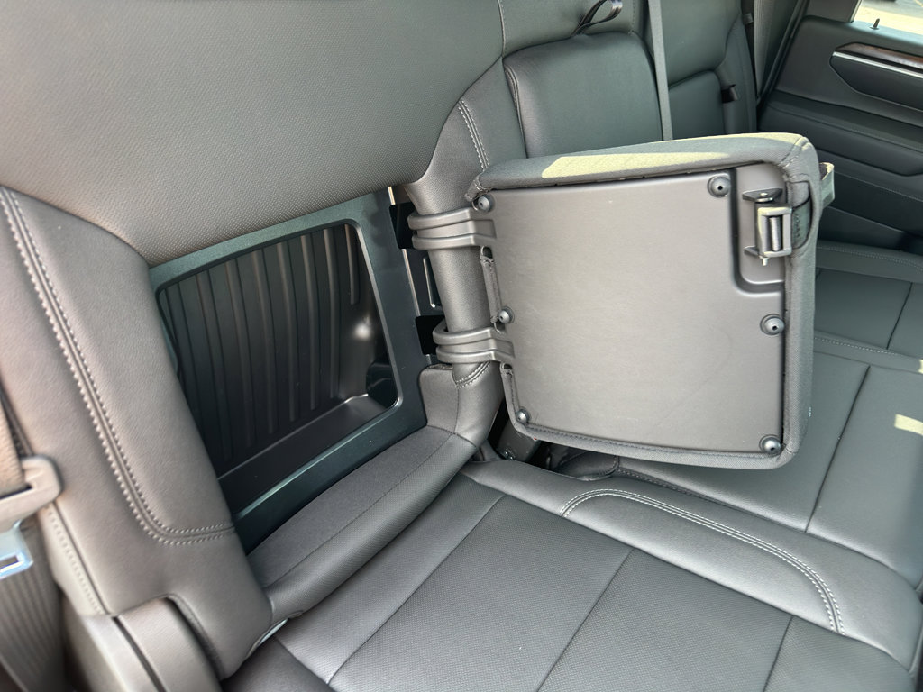 New 2025 GMC Sierra 3500 SLT w/ SLT Premium Package image 25