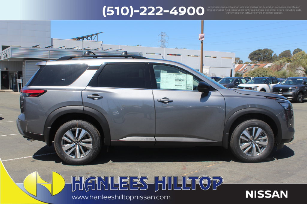 New 2026 Nissan Pathfinder SL FWD image 6