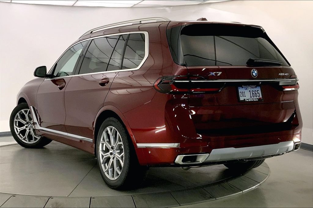 New 2026 BMW X7 xDrive40i w/ Premium Package AWD/4WD image 2