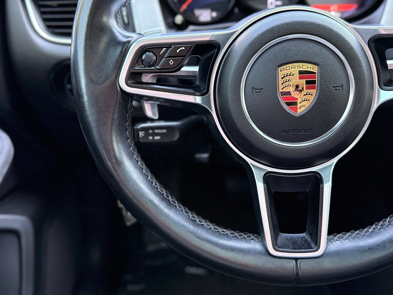 Used 2017 Porsche Macan GTS w/ Sport Chrono Package AWD/4WD image 26