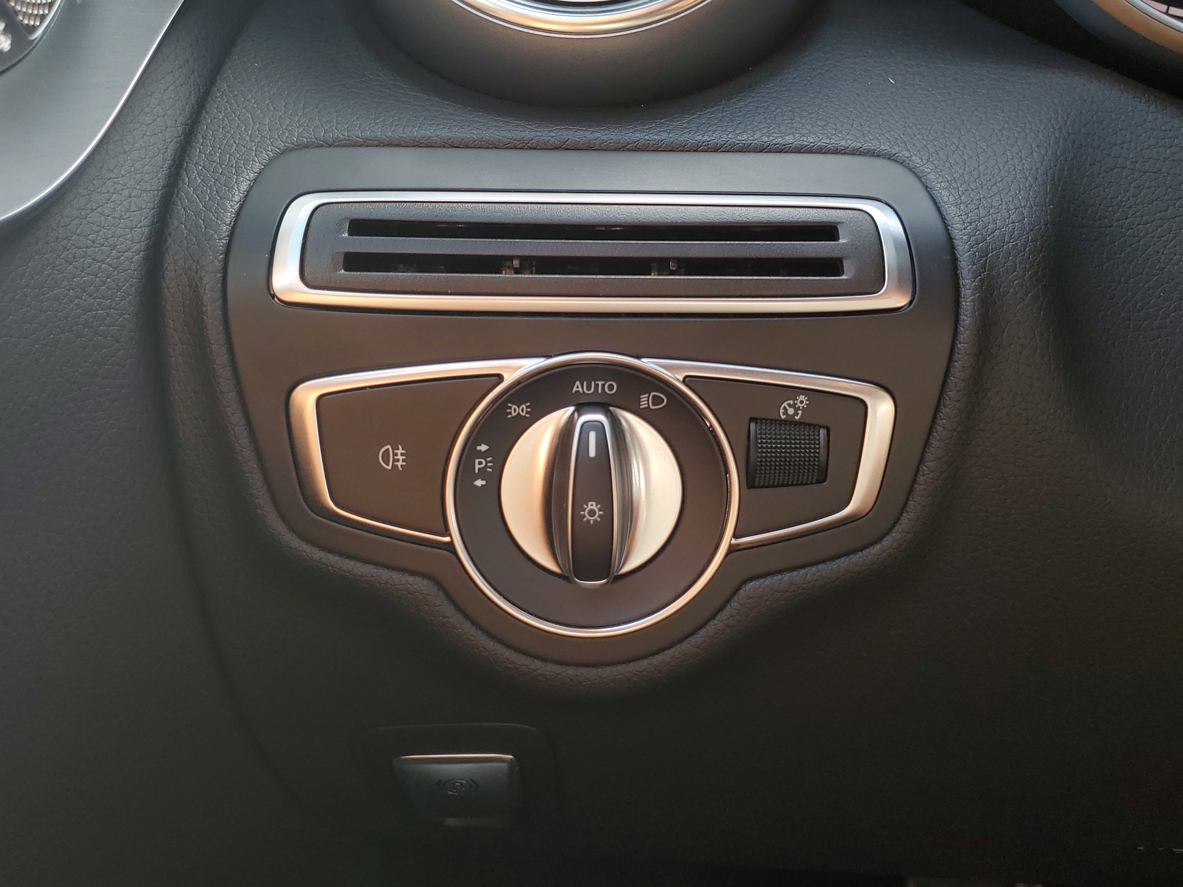 Used 2023 Mercedes-Benz C 300 Cabriolet image 24