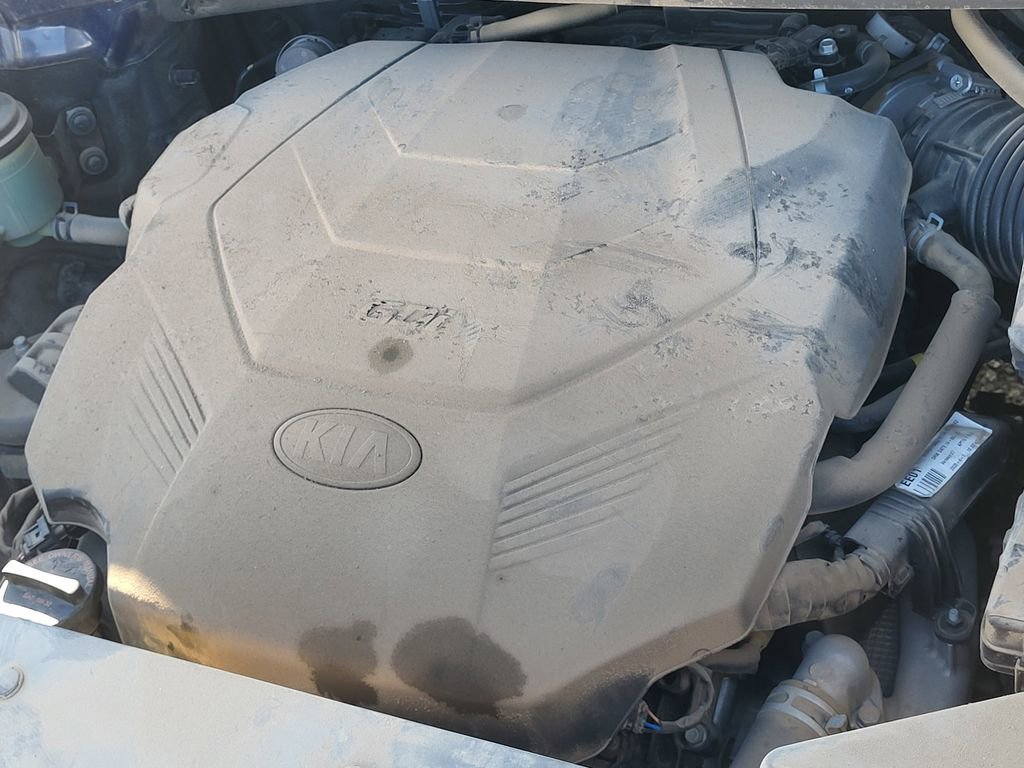 Used 2021 Kia Sedona LX image 29