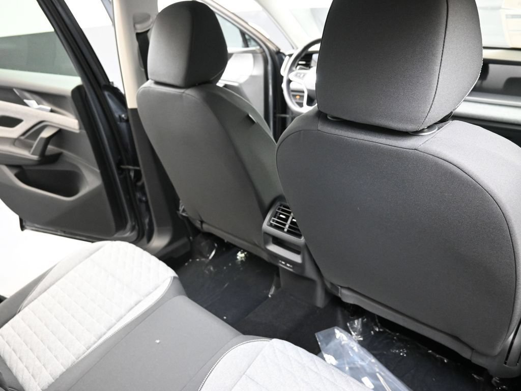 Used 2026 Volkswagen Tiguan S AWD/4WD image 15
