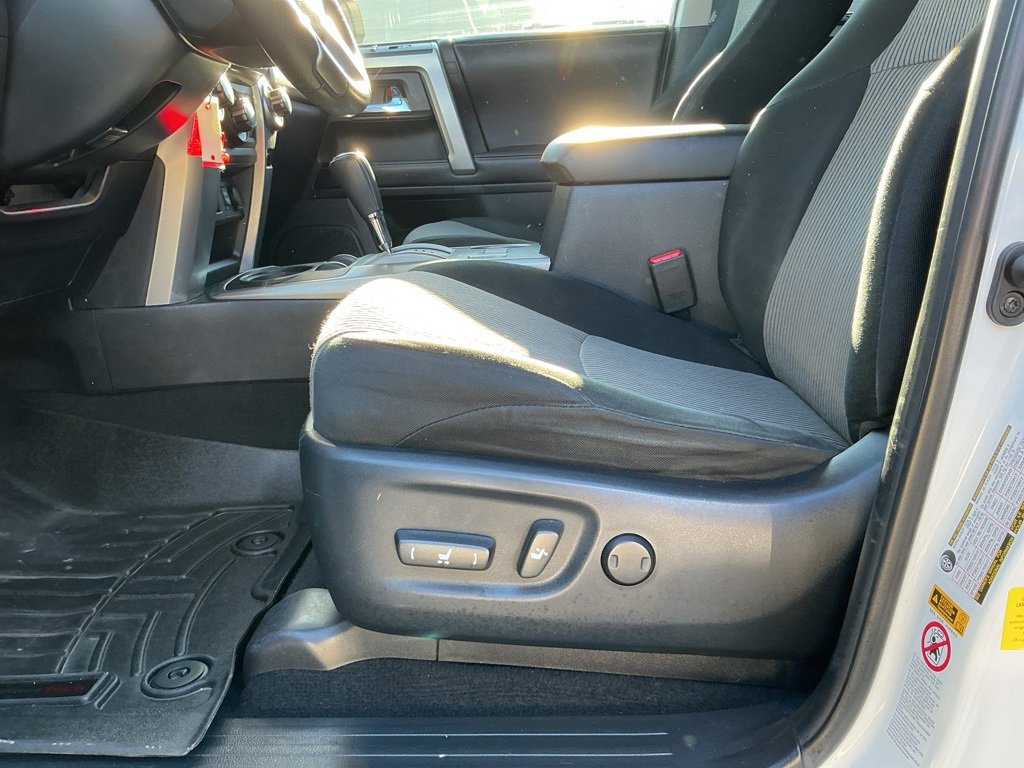 Used 2016 Toyota 4Runner SR5 image 20