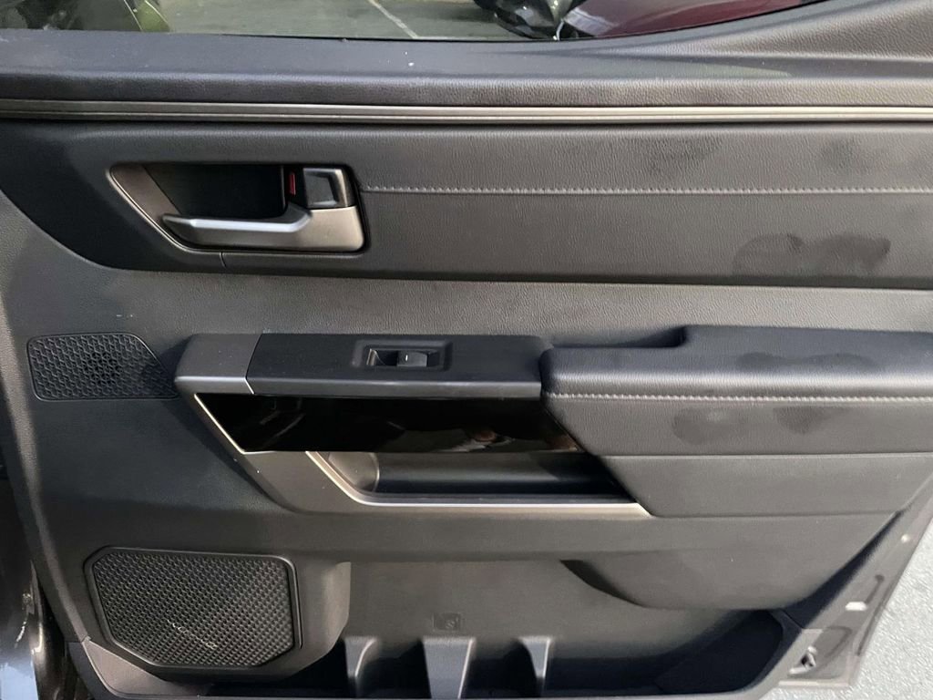 Used 2025 Toyota Tundra Limited image 43