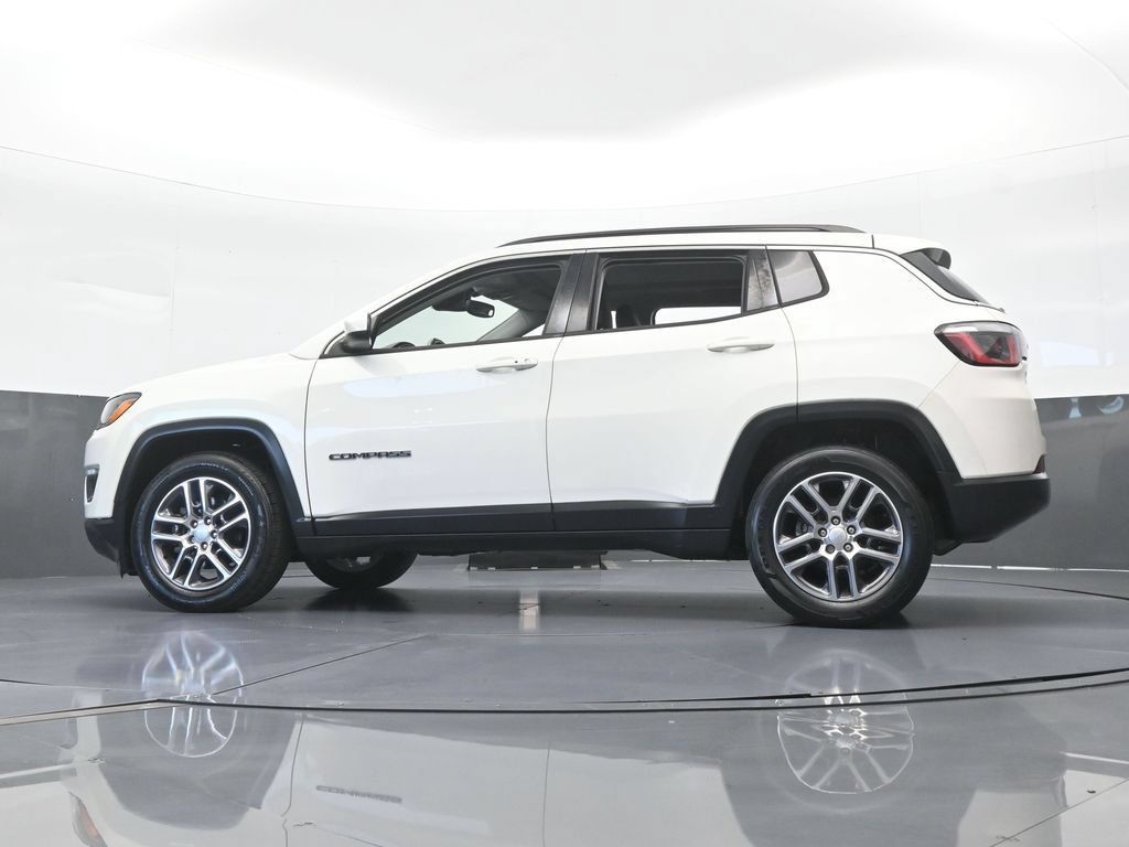 Used 2020 Jeep Compass Latitude FWD image 57