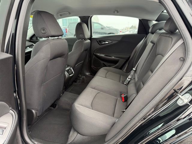 Used 2025 Chevrolet Malibu LT image 14