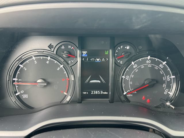 Used 2024 Toyota 4Runner SR5 AWD/4WD image 15