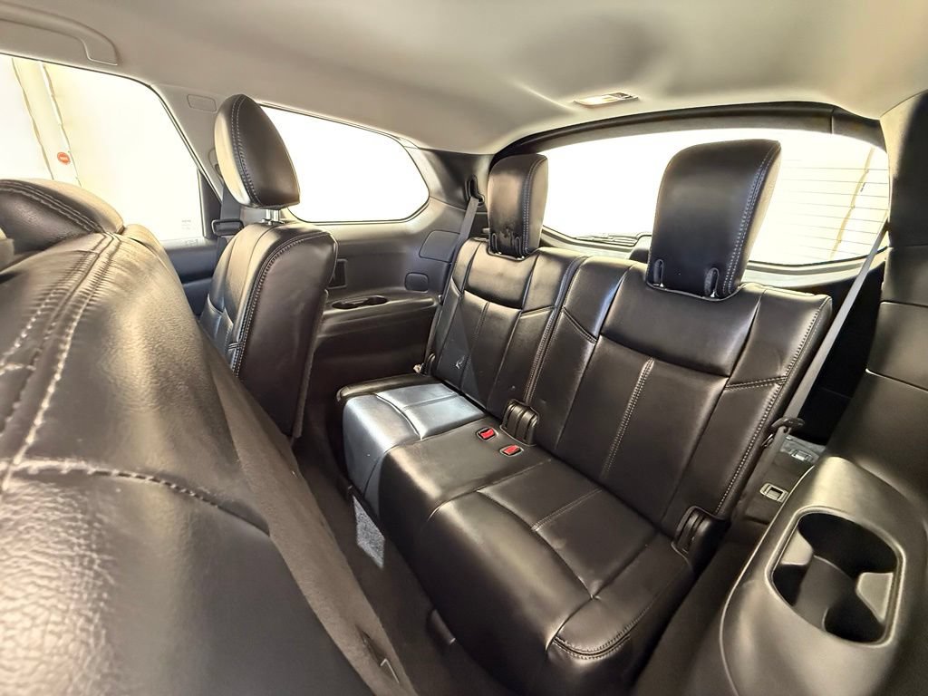 Used 2019 Nissan Pathfinder SL FWD image 23