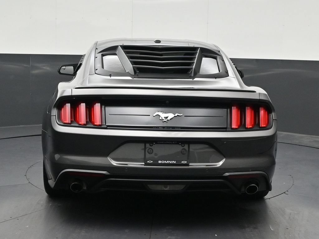 Used 2020 Ford Mustang Coupe w/ Equipment Group 101A RWD image 4